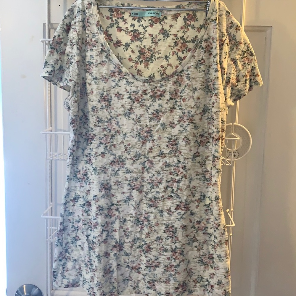 Floral short sleeve tee